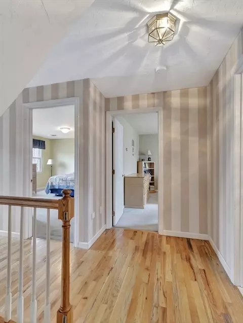 40 Deer Path Ln, Mansfield, MA 02048 photo 25