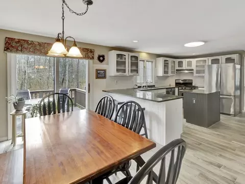 40 Deer Path Ln, Mansfield, MA 02048 photo 16