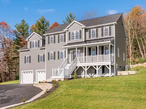 9 Stockwell Farm Way, Sutton, MA 01590