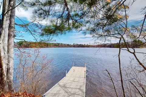 78 Evergreen Rd, Natick, MA 01760