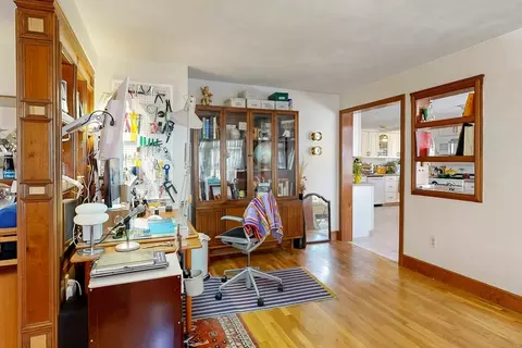 84 Linden St, Everett, MA 02149 photo 4
