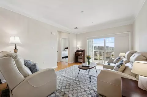 130 Trotter Rd #1305, Weymouth, MA 02190