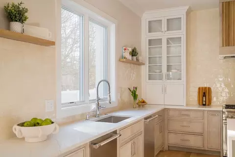 Kitchen - 234 Valley Rd, Needham, MA 02492 photo 4 of 6