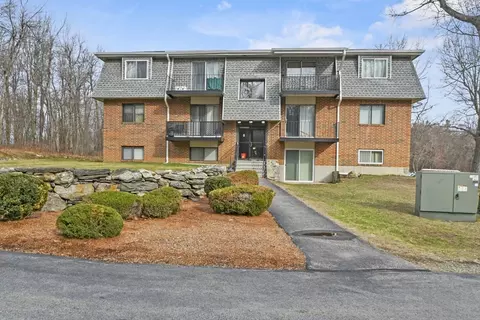 176 Maple Ave #4-28, Rutland, MA 01543