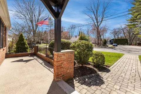 108 Pine Ridge Rd, Reading, MA 01867 photo 3