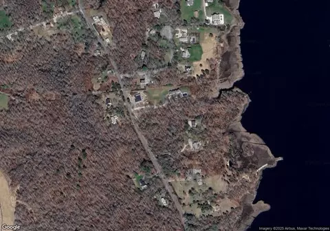 932 Drift Rd, Westport, MA 02790