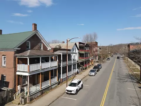 104 3rd St, Turners Falls, MA 01376