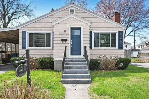 25 Tampa St, Worcester, MA 01604