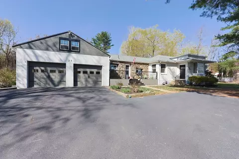 27 Dana St, Lunenburg, MA 01462