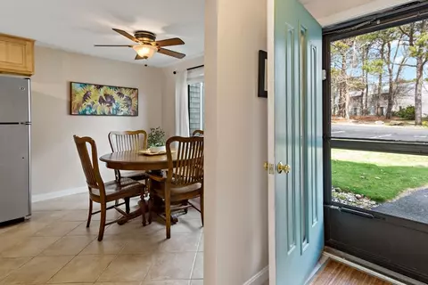 64 Chestnut Cir #64, Brewster, MA 02631
