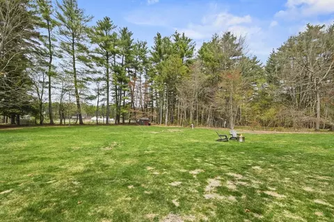 Exterior - 5 Beech St, Townsend, MA 01469 photo 8 of 10