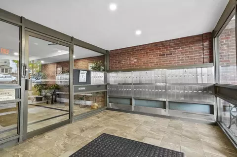 Entry Way - 881 Broadway #32, Everett, MA 02149 photo 1 of 4