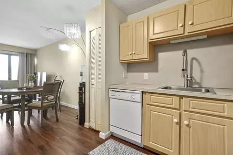 Dining - 881 Broadway #32, Everett, MA 02149 photo 3 of 3