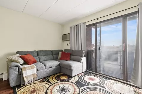 Living - 881 Broadway #32, Everett, MA 02149 photo 2 of 2