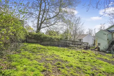409 Crescent St, Fall River, MA 02720 photo 24