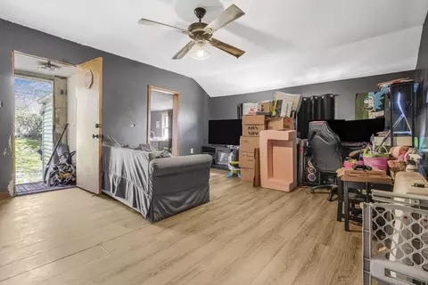 409 Crescent St, Fall River, MA 02720 photo 8