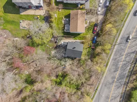 409 Crescent St, Fall River, MA 02720 photo 2
