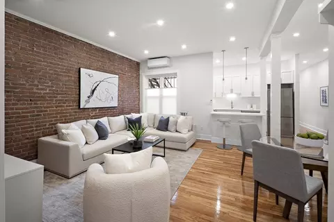 1038 Beacon St #104, Brookline, MA 02446