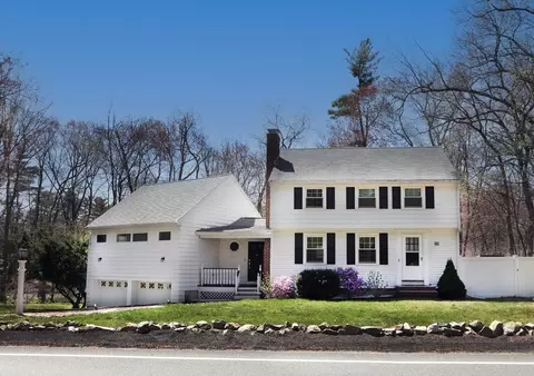 38 Chestnut St, North Reading, MA 01864