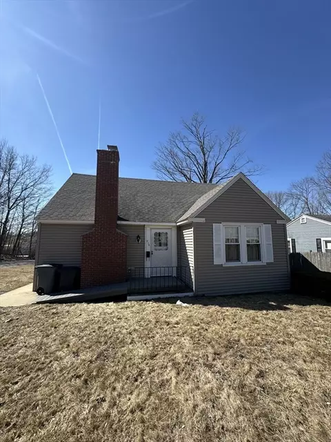 218 Summer St, Gardner, MA 01440