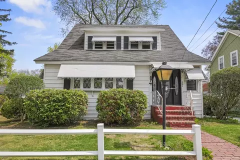 27 Gleason Rd, Shrewsbury, MA 01545