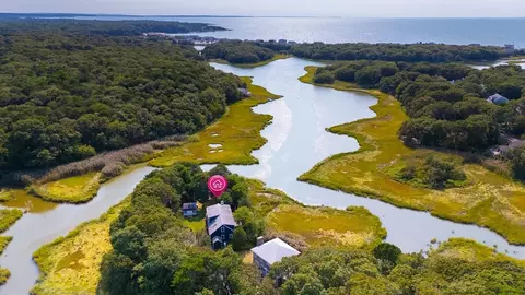 36 Alder Ln # -B, Falmouth, MA 02556