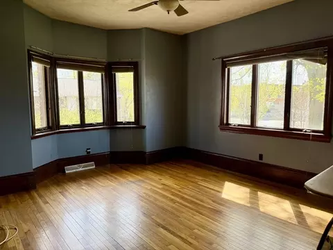 25 Hatch St, Everett, MA 02149 photo 7