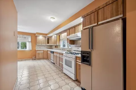91 Francis St, Everett, MA 02149 photo 7