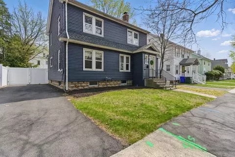 27 Newhall St, Springfield, MA 01109