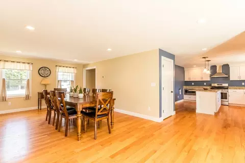 2 Fairway Dr, Buzzards Bay, MA 02532 photo 9