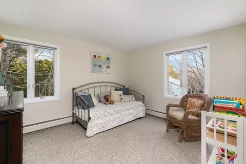 Bedroom - 7 Peter Cir, Marblehead, MA 01945 photo 5 of 8