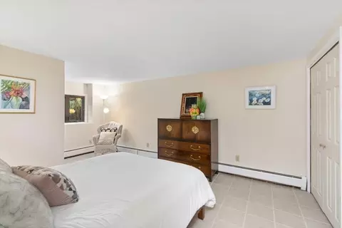 Bedroom - 7 Peter Cir, Marblehead, MA 01945 photo 7 of 8