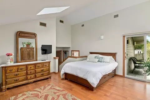 Bedroom - 7 Peter Cir, Marblehead, MA 01945 photo 3 of 8