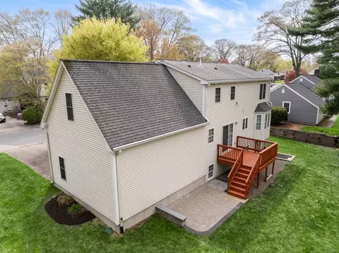 84 Tanager Rd, Attleboro, MA 02703 photo 5