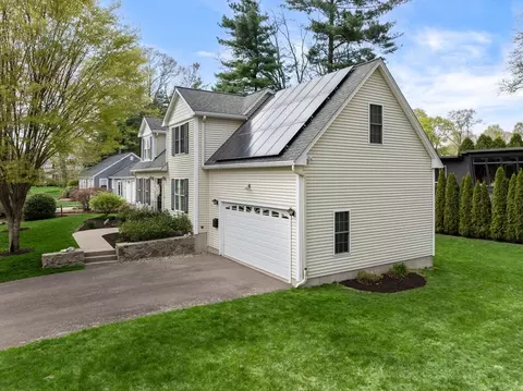 84 Tanager Rd, Attleboro, MA 02703 photo 4