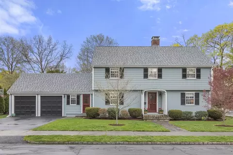 17 Harrison St, Winchester, MA 01890