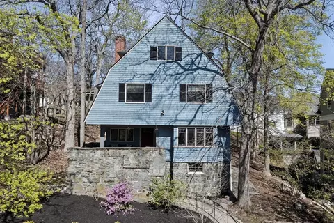 25 Greystone Rd, Malden, MA 02148