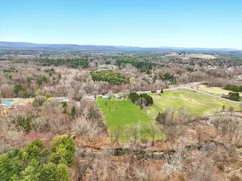 16 Pomeroy Meadow Rd, Easthampton, MA 01027 photo 40