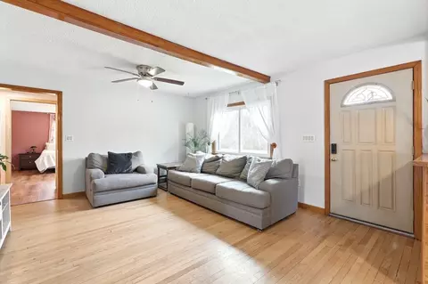 16 Pomeroy Meadow Rd, Easthampton, MA 01027 photo 4