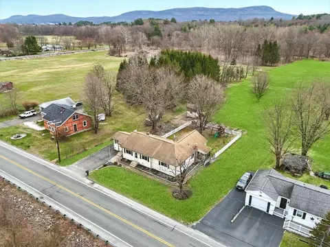 16 Pomeroy Meadow Rd, Easthampton, MA 01027 photo 36