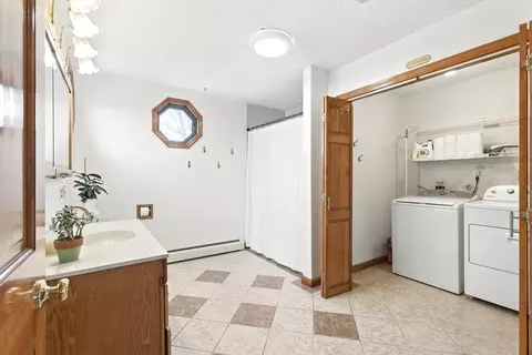 16 Pomeroy Meadow Rd, Easthampton, MA 01027 photo 18