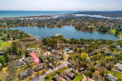 73 Pond St, Dennis, MA 02670