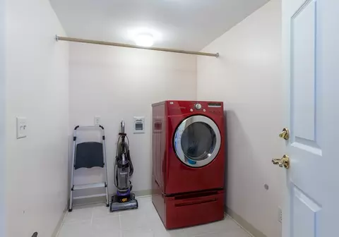39 Odonnell Dr, Northampton, MA 01062 photo 9