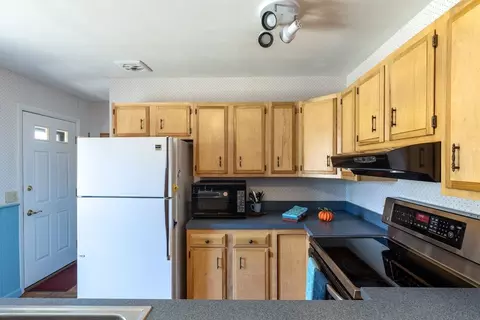39 Odonnell Dr, Northampton, MA 01062 photo 8