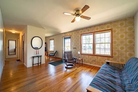 39 Odonnell Dr, Northampton, MA 01062 photo 3