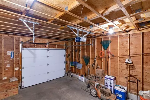 39 Odonnell Dr, Northampton, MA 01062 photo 10