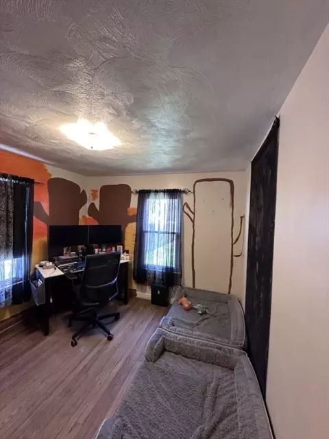 26 Miner St, Springfield, MA 01109 photo 10