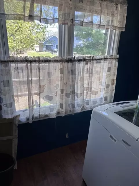 26 Miner St, Springfield, MA 01109 photo 4