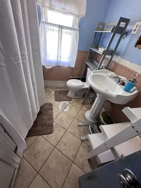26 Miner St, Springfield, MA 01109 photo 13