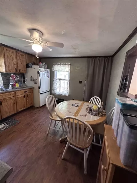 26 Miner St, Springfield, MA 01109 photo 3